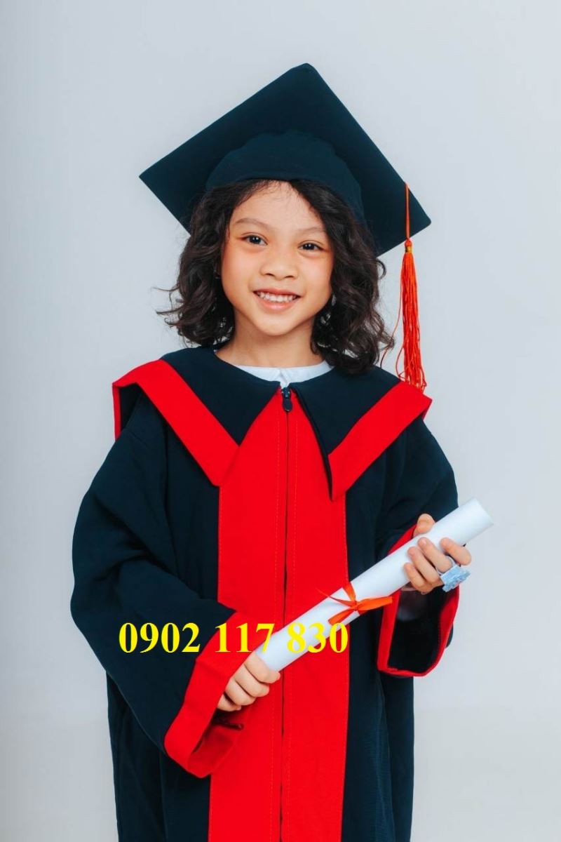 le phuc tot nghiep tieu hoc 